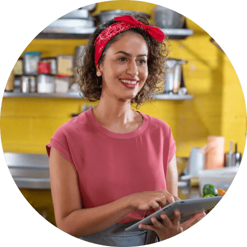 empreendendor gerenciando as despesas da sua empresa